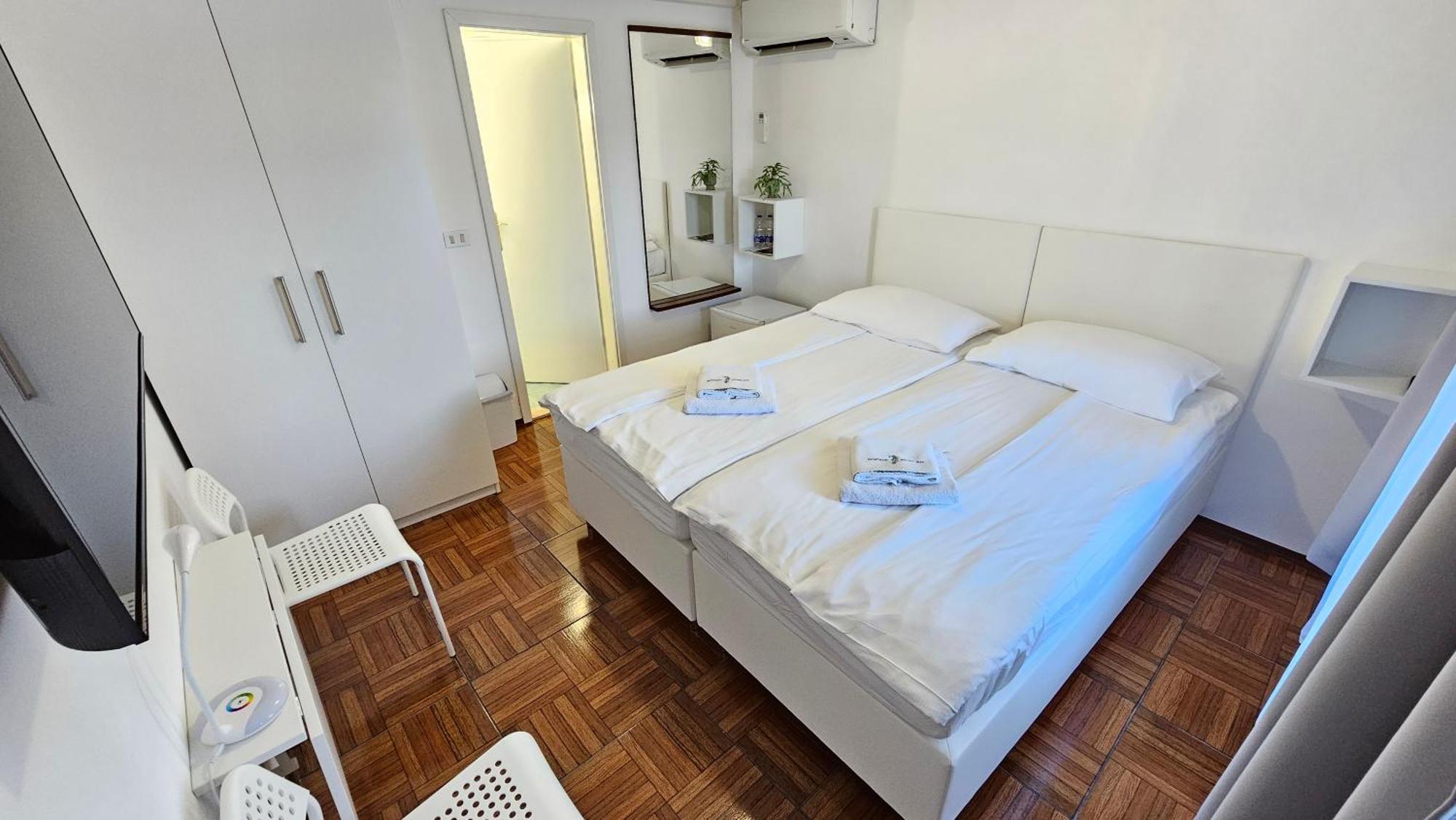 Rooms Koblar 波尔托罗 外观 照片